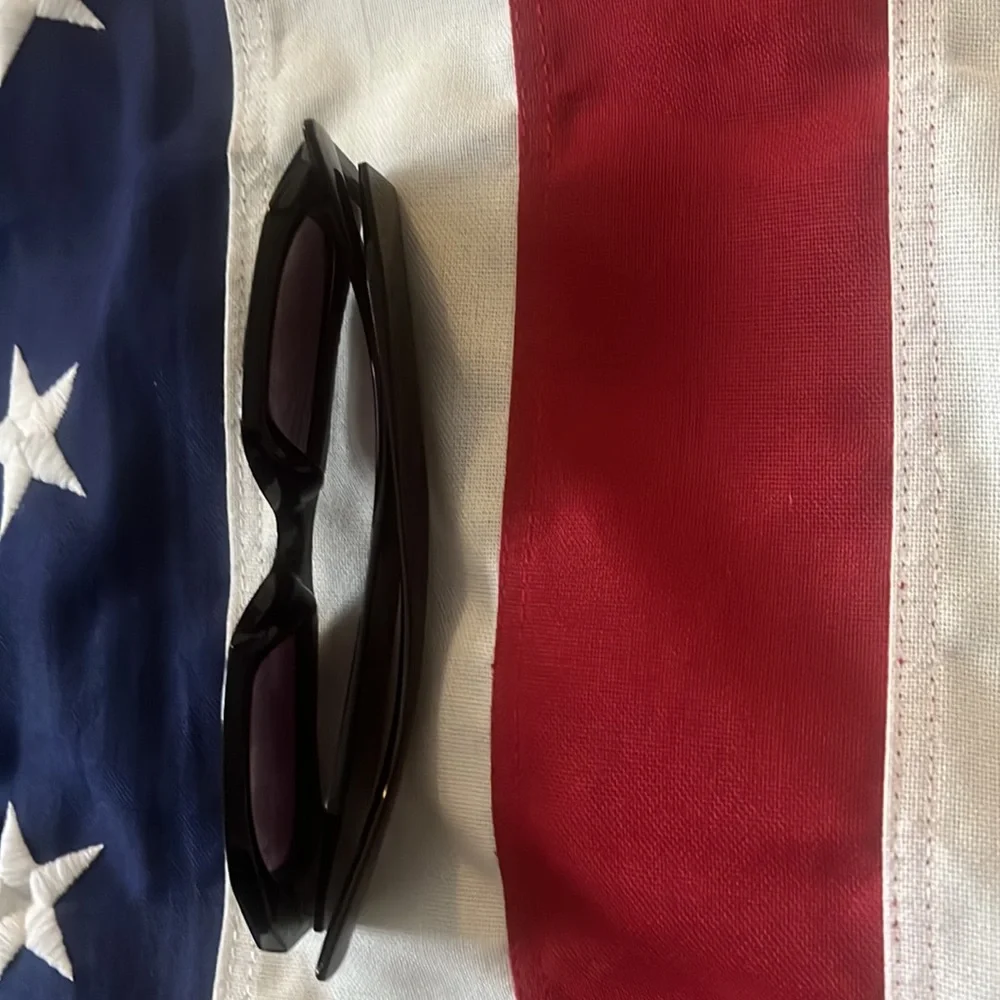 Sunglasses - Picture 6 of 14